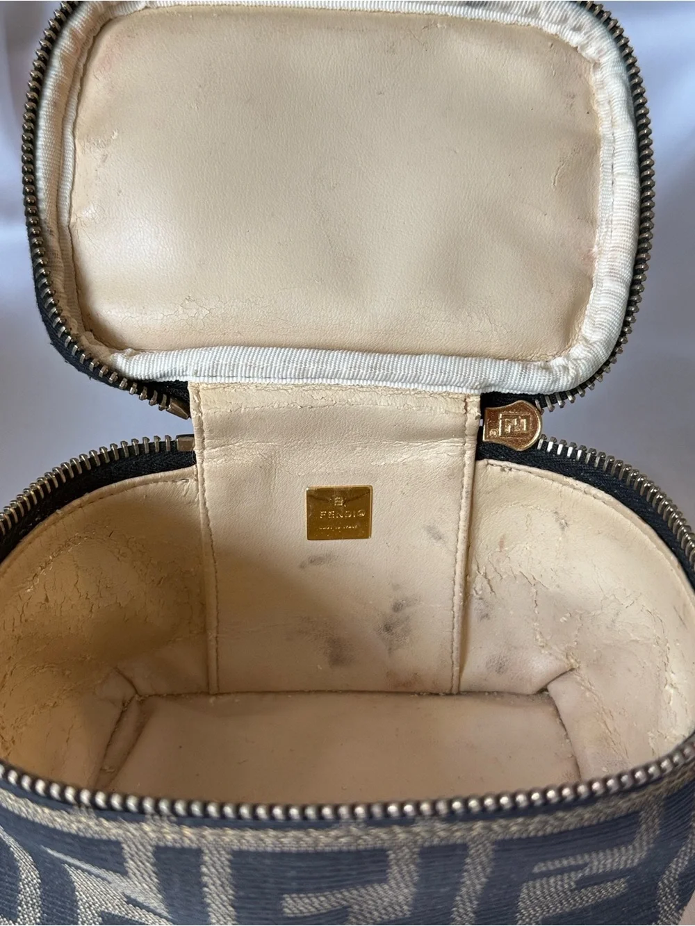 Fendi Zucca Train Case Vanity Pouch Brown Canvas Leather Mini - Picture 5 of 9